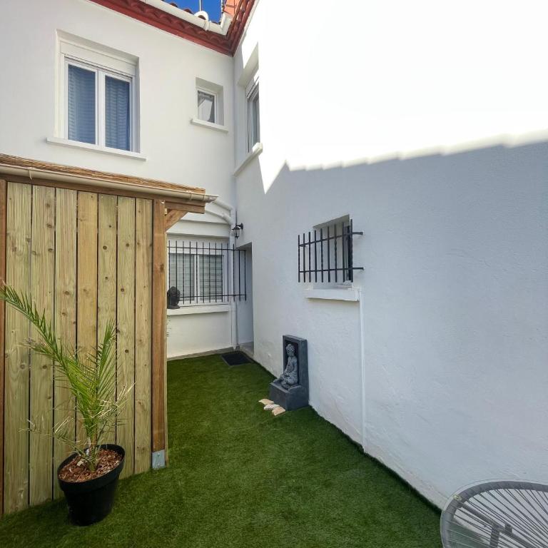 T4 Lumineux proche Centre Ville Narbonne & Des Grands Buffets 2 étoiles - Apartment mit 3 Schlafzimmern - 10