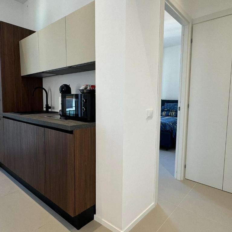 Politeama Libertà Home Sweet Home - Appartamento con 2 Camere da Letto e Vista Città - 9