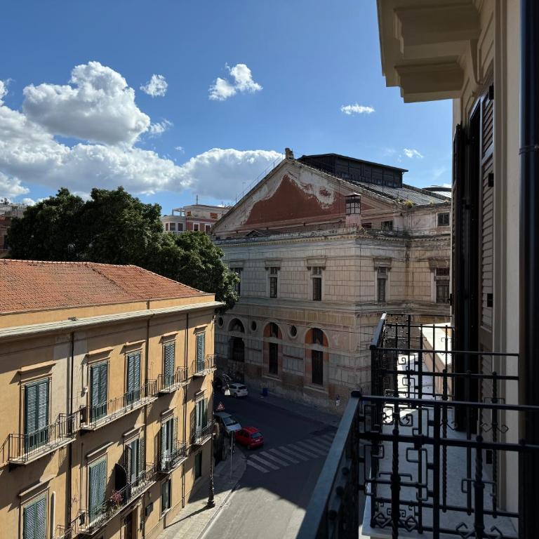 Politeama Libertà Home Sweet Home - Appartamento con 2 Camere da Letto e Vista Città - 12