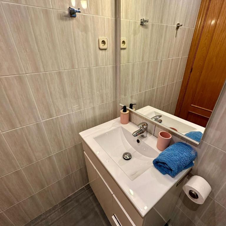 Habitaciones acogedoras en Aragón - Double Room with Private Bathroom - 6