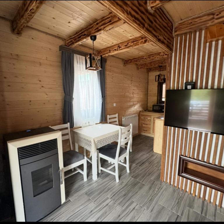 Zagrad Homes in Zabljak - Two-Bedroom House - 3