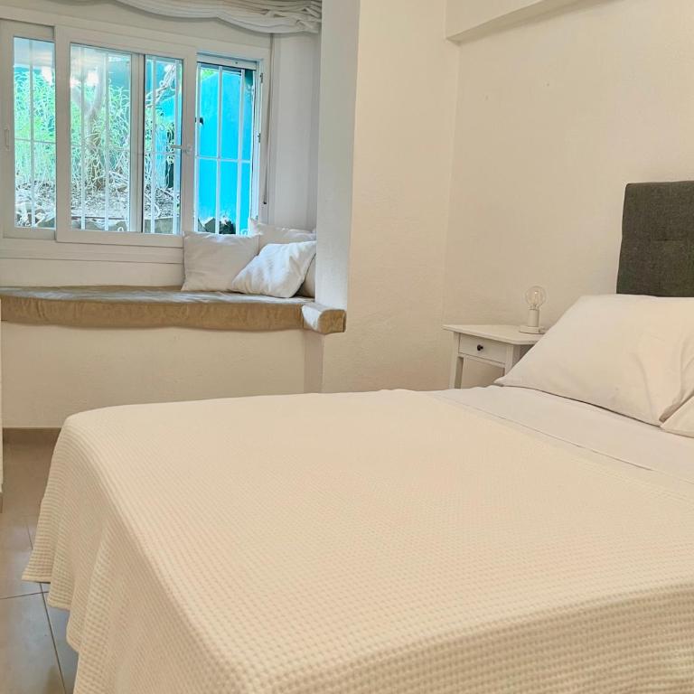 New flat with outdoor pools in Puerto de Estepona - ground floor - Apartment - Ground Floor - 8