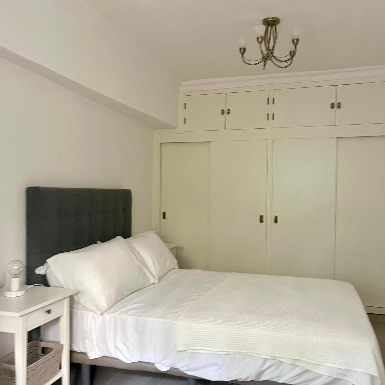 New flat with outdoor pools in Puerto de Estepona - ground floor - Apartment - Ground Floor - 19