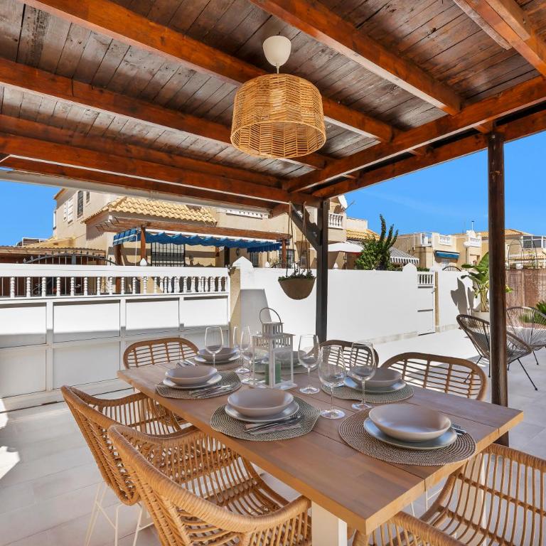 Bungalow Dolce Vita con piscina comunitaria en Torrevieja - Casa de 2 dormitorios - 22