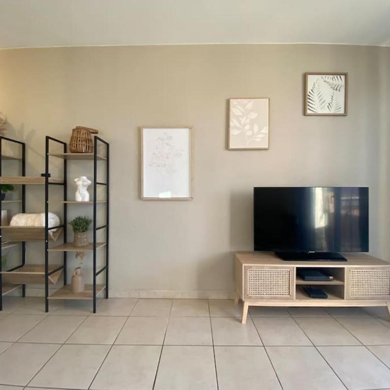 T2 Tout Confort - Parking Gratuit - Appartamento con 1 Camera da Letto - 4