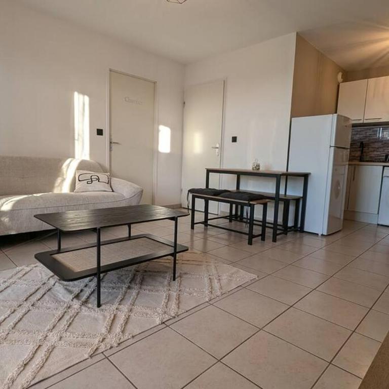 T2 Tout Confort - Parking Gratuit - Appartamento con 1 Camera da Letto - 12