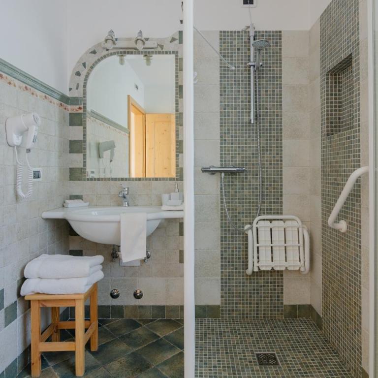 Agritur Coryletum - Camera Matrimoniale con Bagno Privato - 14