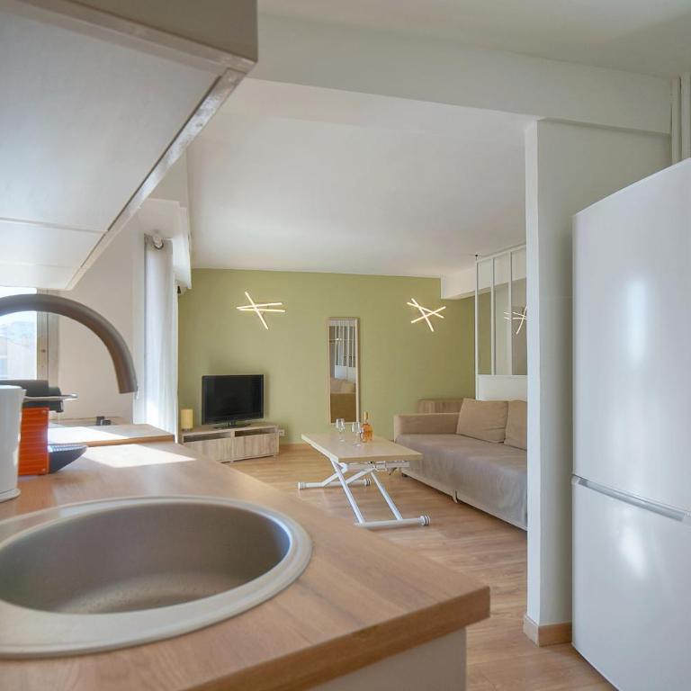 Studio Moderne BALCON, proche FORVILLE- CENTRE CANNES A0B198 - Studio-Apartment mit Balkon - 18