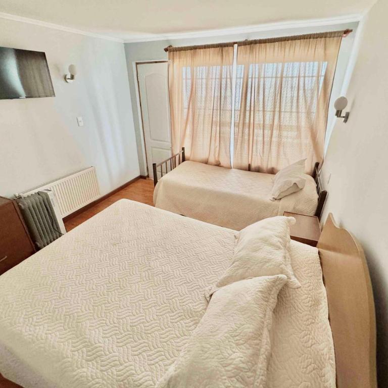 Hotel Montecarlo Pichilemu - Triple Room with Private Bathroom - 1