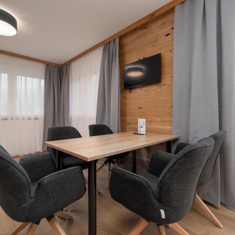 A CASA Türkis - Apartment mit 2 Schlafzimmern und Balkon - 11
