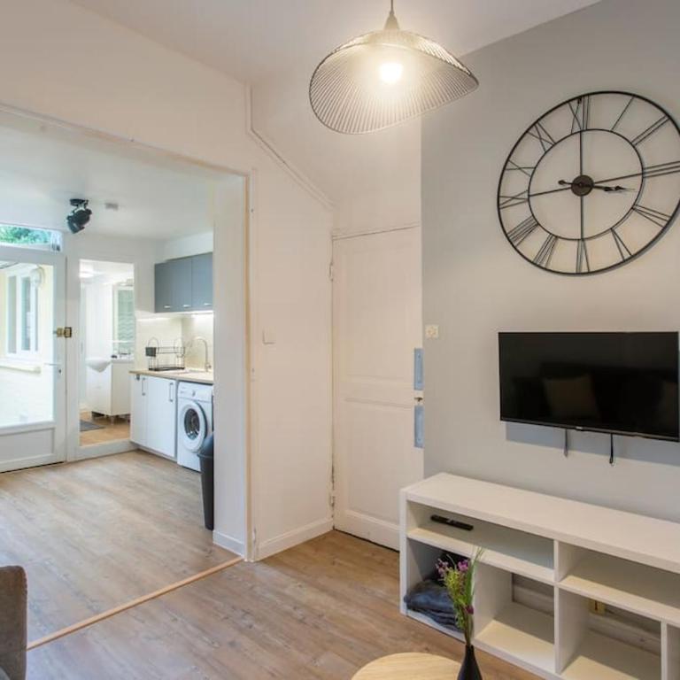 L'Hortillon Amiens 4 pers 8min Centre ville & Gare - Two-Bedroom Apartment - 10