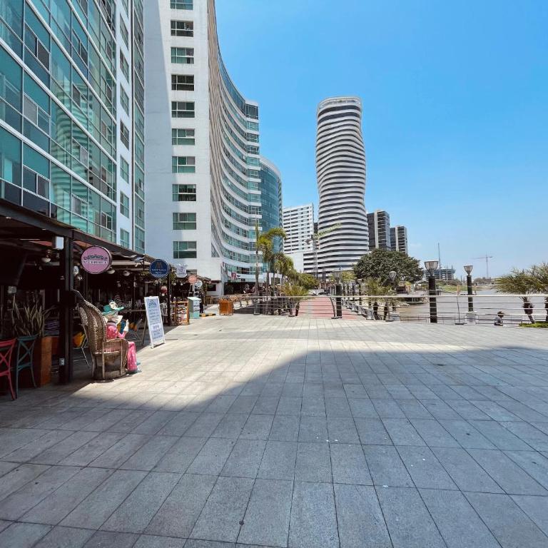 Suite frente al río en Puerto Santa Ana Riverfront - One-Bedroom Apartment - 36