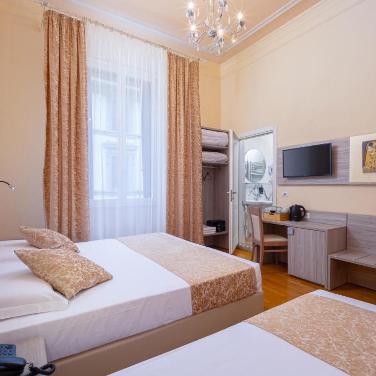 Lilium Hotel - Triple Room - 4