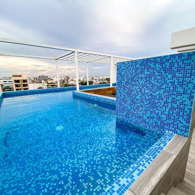 Shiny Studio on 5th Ave with Pool and Gym Steps to Beach - Apartamento - 28
