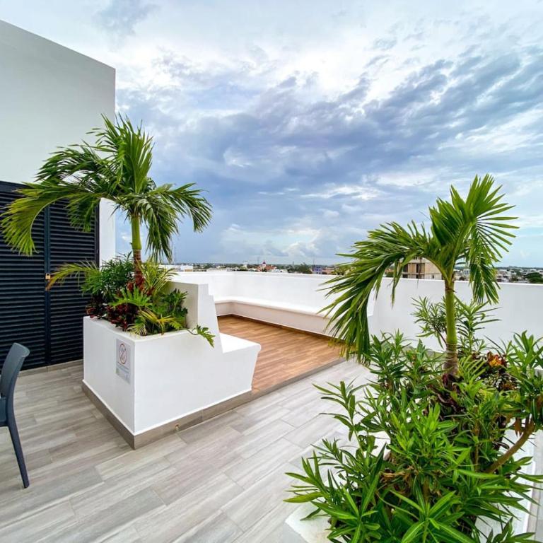 Shiny Studio on 5th Ave with Pool and Gym Steps to Beach - Apartamento - 31