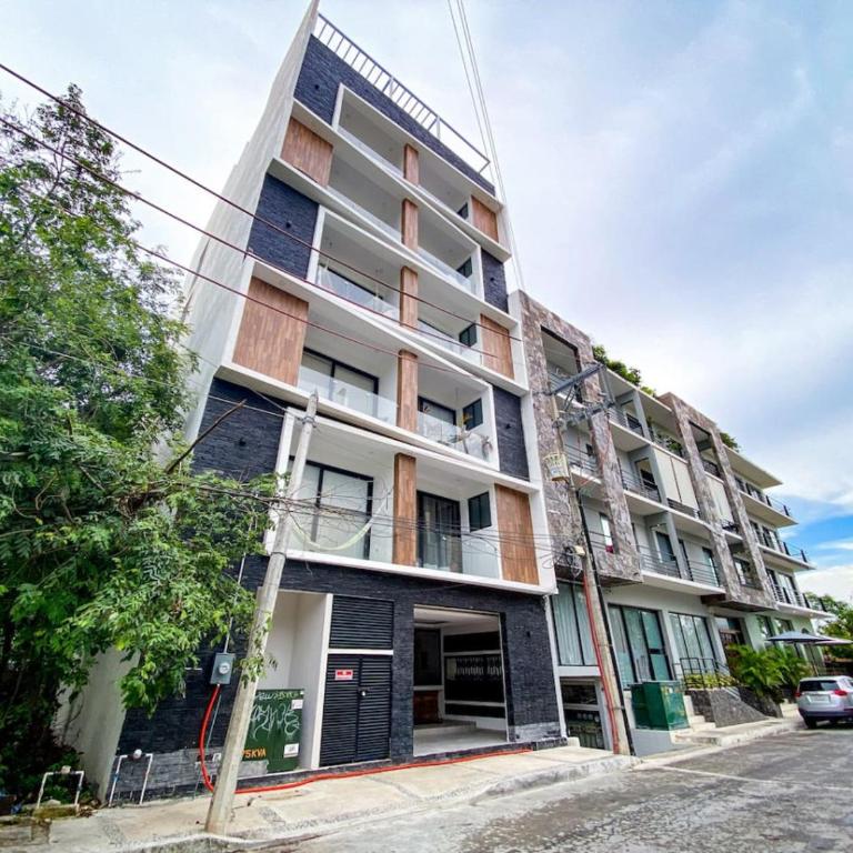 Shiny Studio on 5th Ave with Pool and Gym Steps to Beach - Apartamento - 37