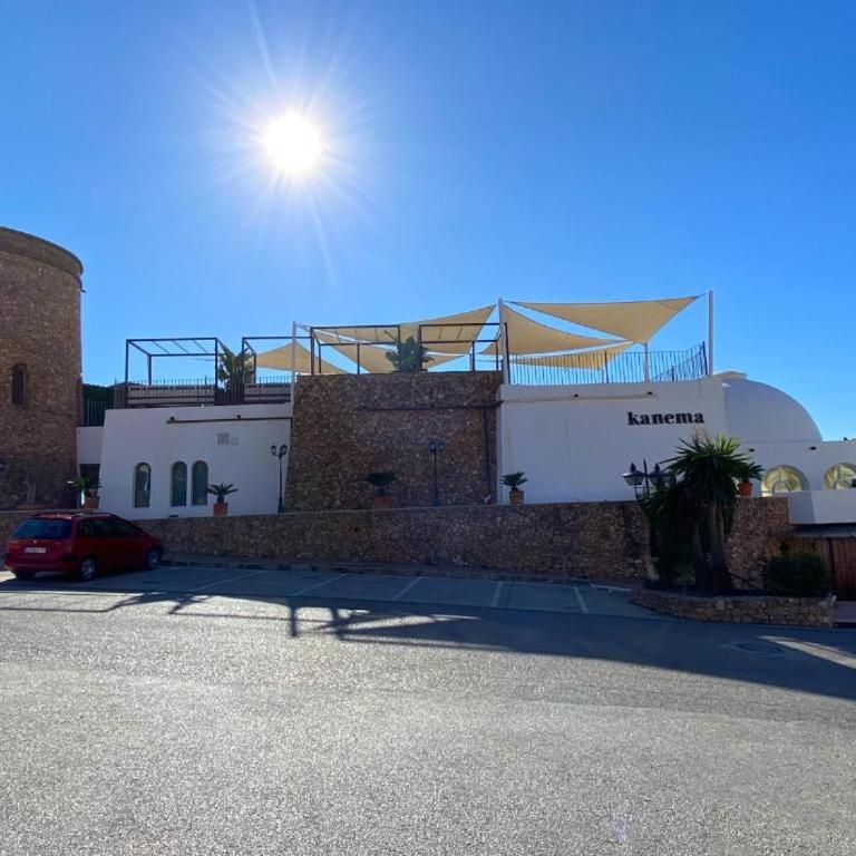 Luxury 2 Bedroom Apartment in San Juan de Capistrano, Nerja - Apartamento de 2 dormitorios con terraza y vistas al mar - 54