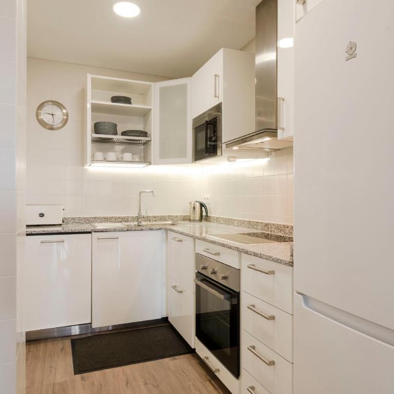 Cozy Apartment near Fira Gran Via with AC - Apartamento - 16