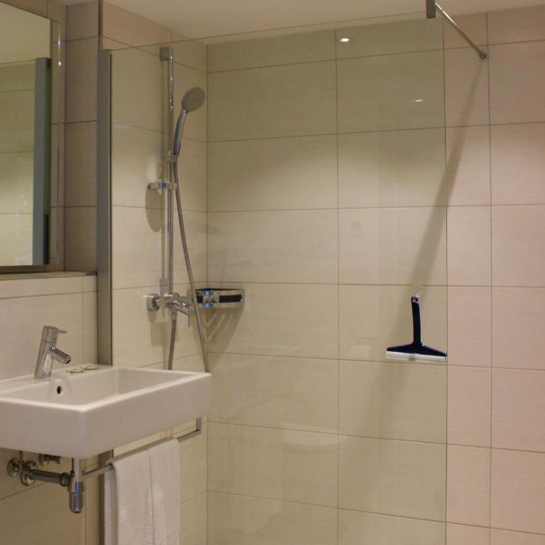 Pension Auwirt Saalbach - Doppelzimmer mit Balkon - 10