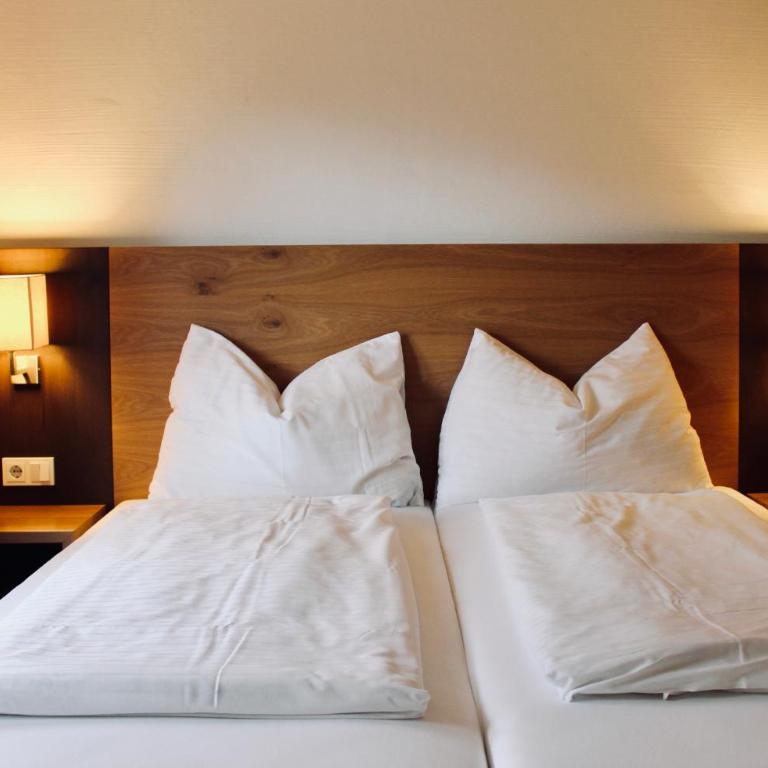 Pension Auwirt Saalbach - Doppelzimmer mit Balkon - 15