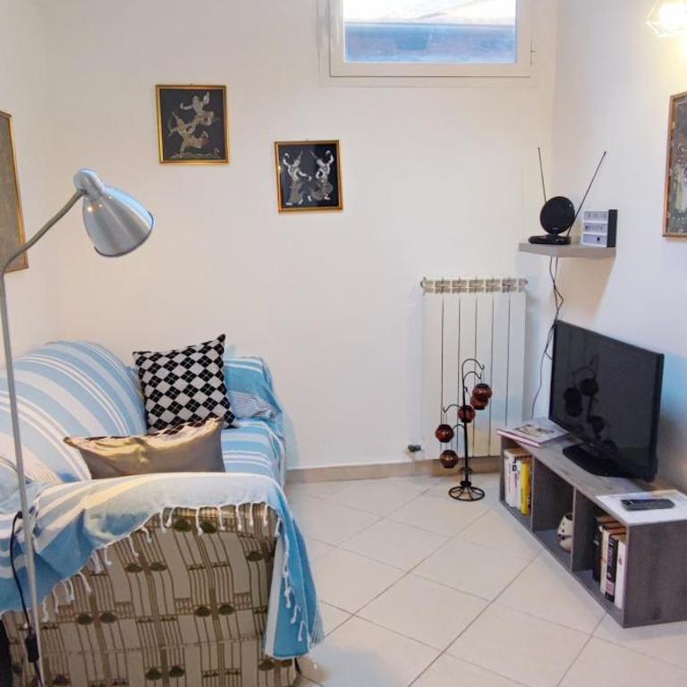 BiblioSosta anche al 1° Piano anno 2024 - Appartamento con 1 Camera da Letto - 42