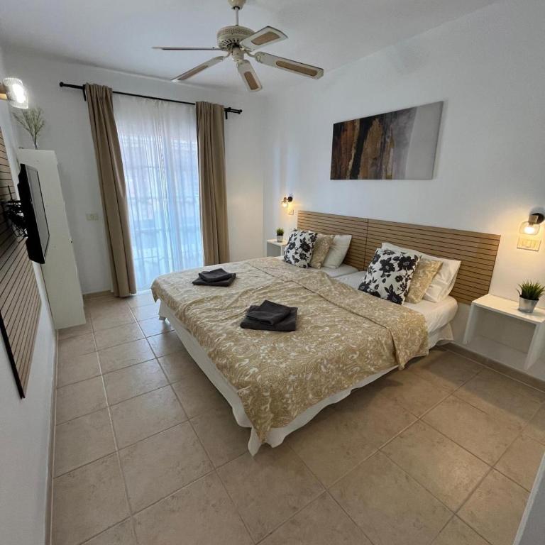 Oasis en Los Cristianos - Appartement 2 Chambres - Vue sur Piscine - 40