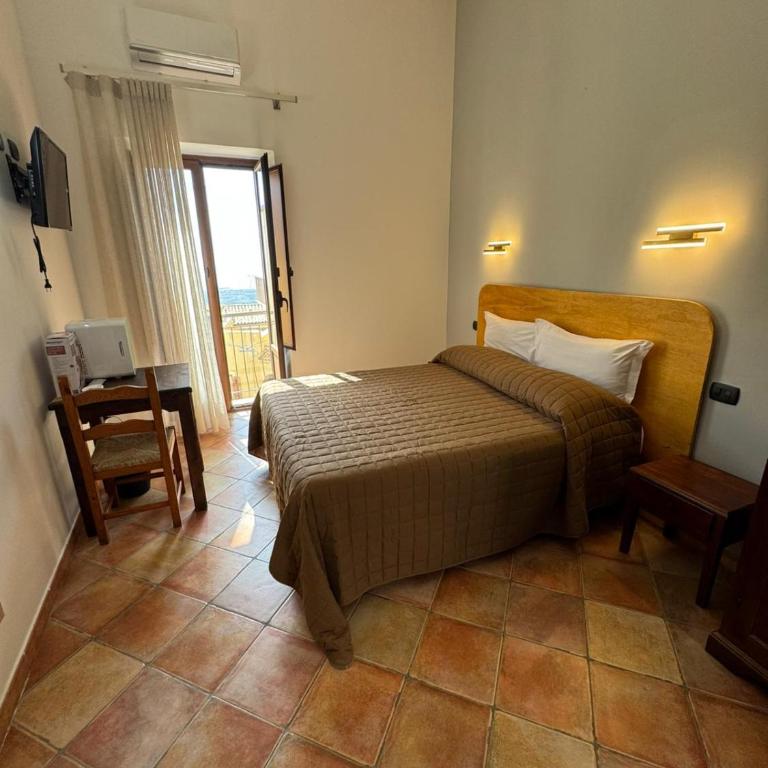 Le Scalette del centro - Deluxe Double Room with Balcony and Sea View - 5