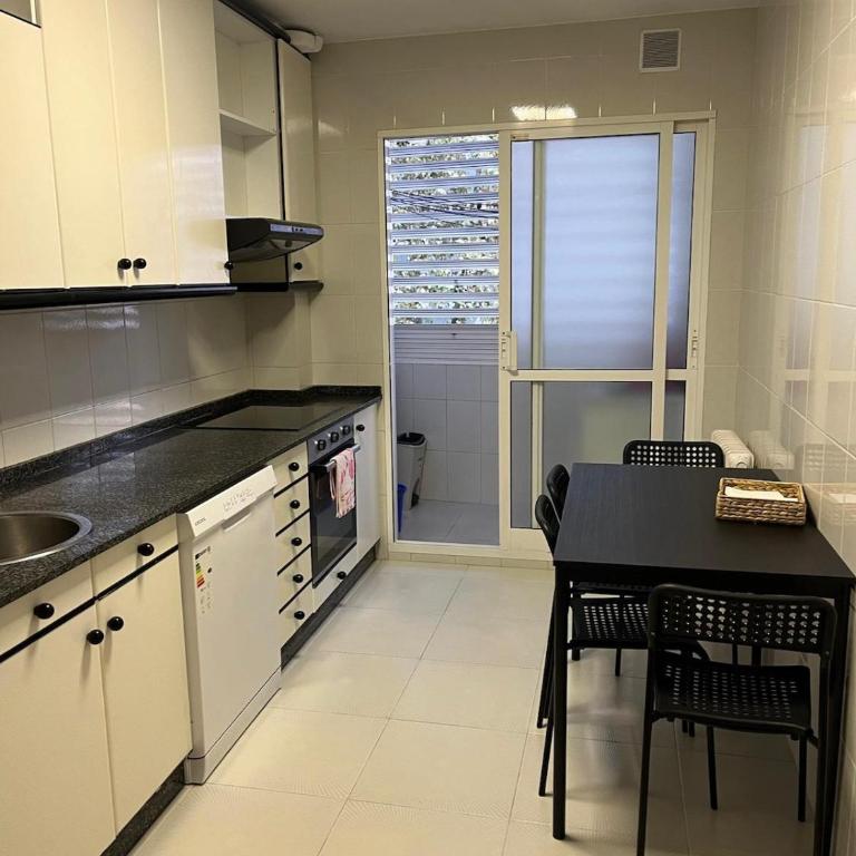 Apartamento Edificio Luz, Pontevedra - Three-Bedroom Apartment - 17
