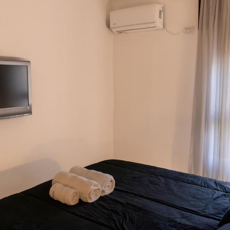 Casa con quincho, garaje y ubicación inmejorable - Casa de 3 dormitorios - 19