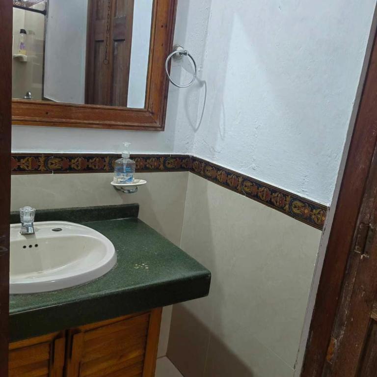 Ecohotel Otrolado Lodge - Family Room with Private Bathroom - 2