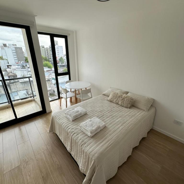 Departamento super luminoso - Zona 12 y 38 - Apartamento Estudio - 1 cama doble - 5