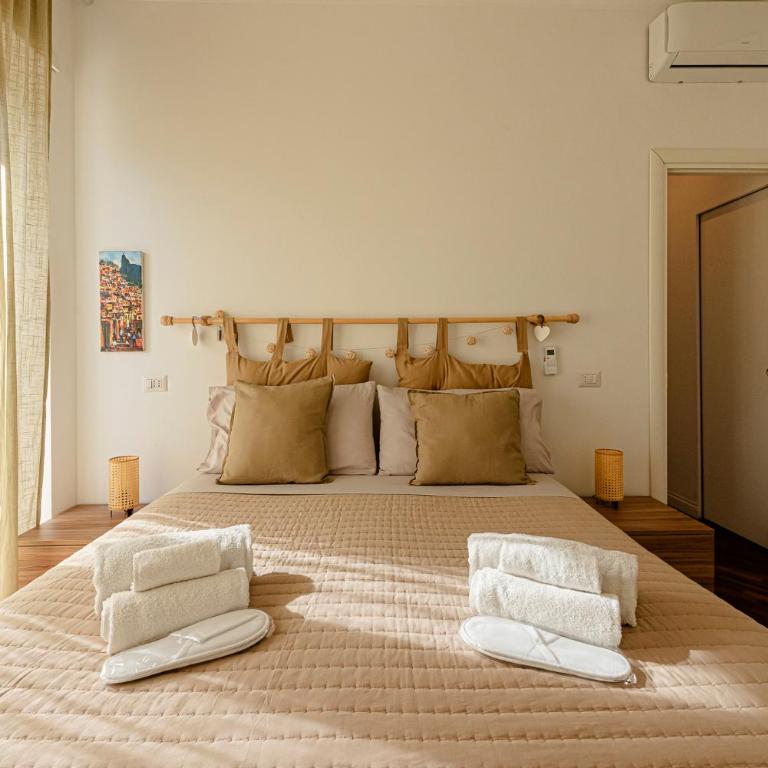 Bright and cozy apartment near the Vatican city - Two-Bedroom Apartment - 2