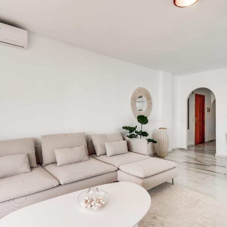 Ultimate Rentals - Coastal Escape - Apartment w Terrace & Sea View - Apartamento - 17
