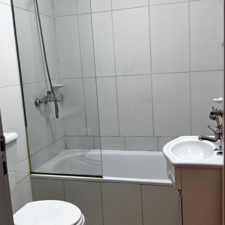 Robinson Alojamientos - Edificio María Gricelda - Apartamento de 1 dormitorio - 2