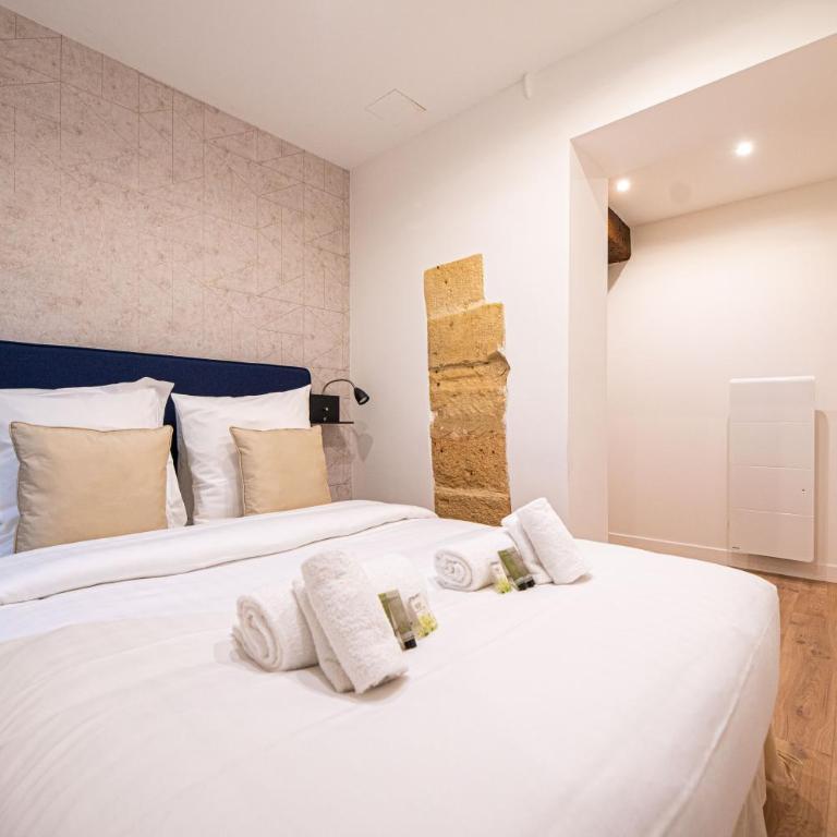 Beautiful Apartment in Saint Germain - Appartement 2 Chambres - 14