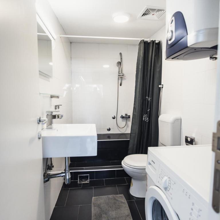SAT modern 2-bedroom loft in city center - Apartman sa 2 Spavaće Sobe - 50