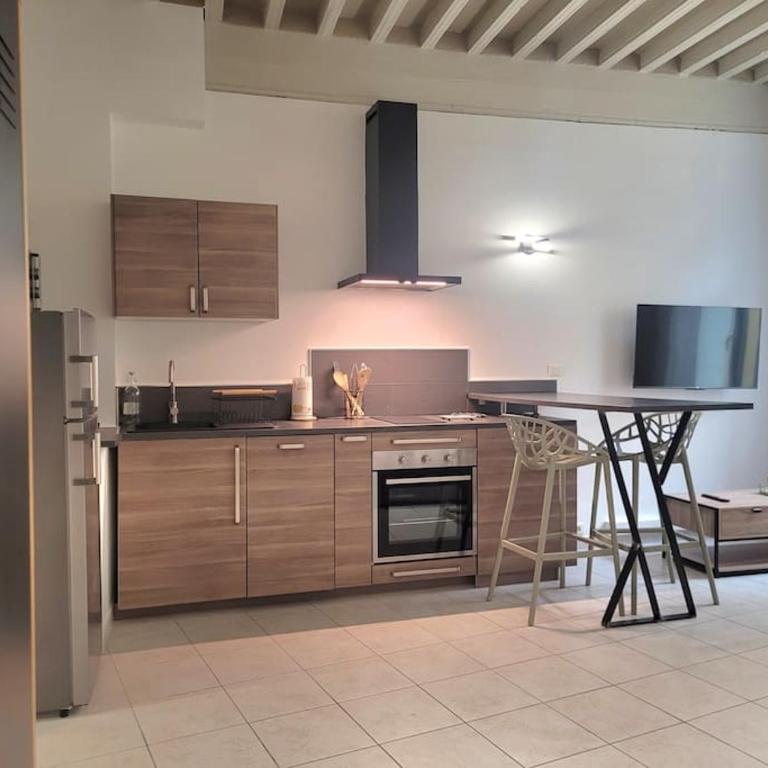 Appartement Au cœur de l'Isle - One-Bedroom Apartment - 3