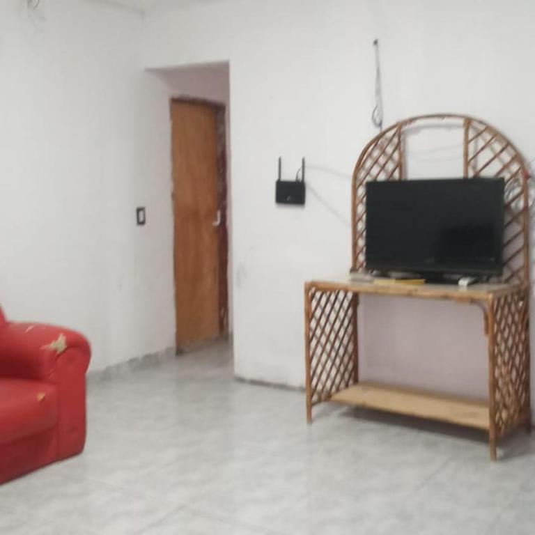 La casa naranja de Amaia - One-Bedroom House - 7