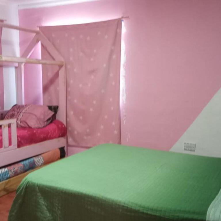 La casa naranja de Amaia - One-Bedroom House - 8