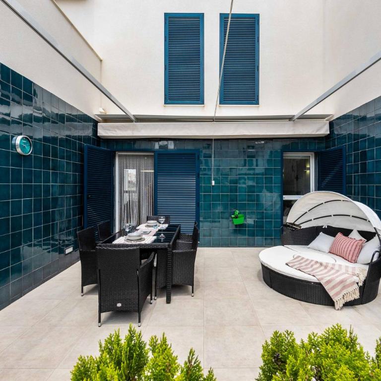Turquesa del Mar - Charming Ground-Floor Spanish Apartment with Large Sunny Terrace - Apartamento de 2 dormitorios - 36