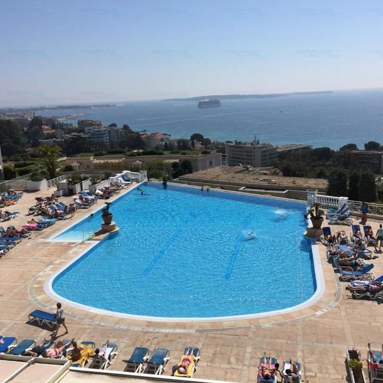 Stunning condo with SEA VIEW Balcony & SWIMMING POOL - Apartment mit 2 Schlafzimmern - 23