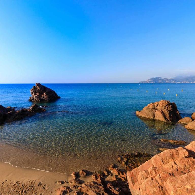 Stunning condo with SEA VIEW Balcony & SWIMMING POOL - Apartment mit 2 Schlafzimmern - 35