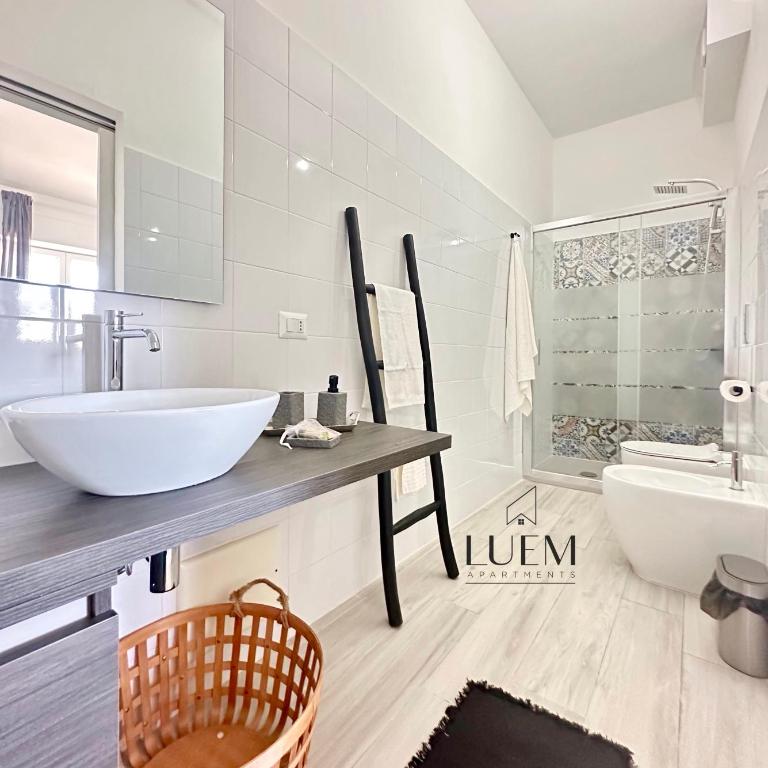 Luem Apartments - One-Bedroom House - 17