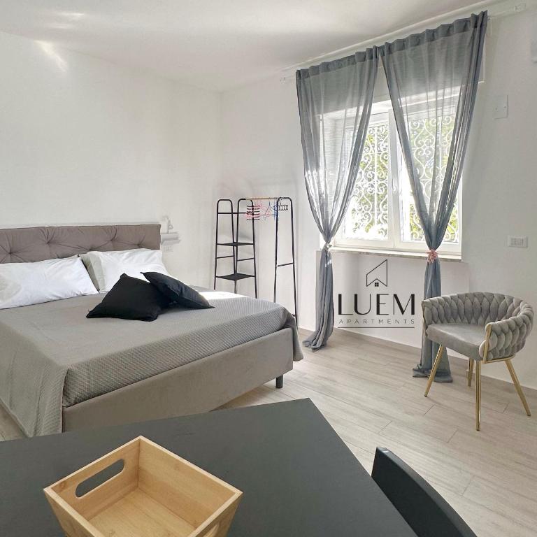 Luem Apartments - One-Bedroom House - 1
