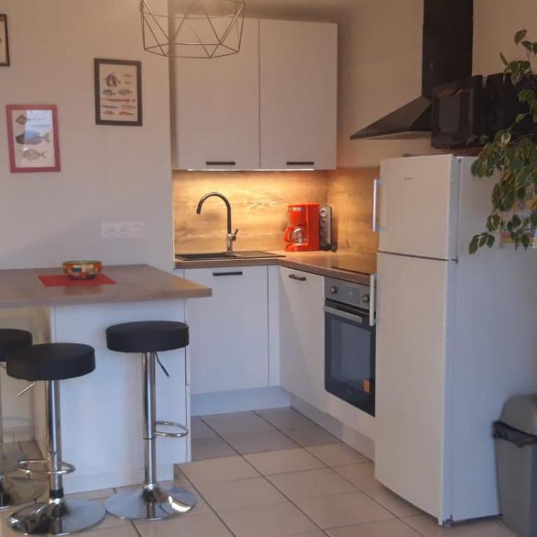 Appartement F2 proche des criques et thalasso - Apartamento de 1 dormitorio - 2