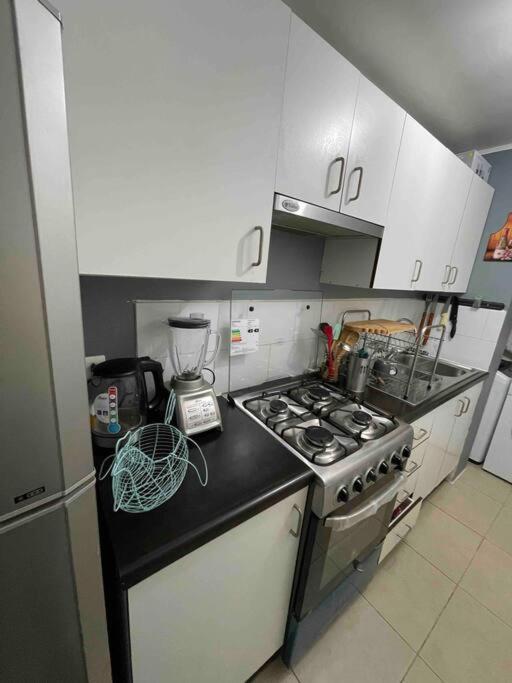 Hermoso departamento con estacionamiento gratuito - Two-Bedroom Apartment - 6