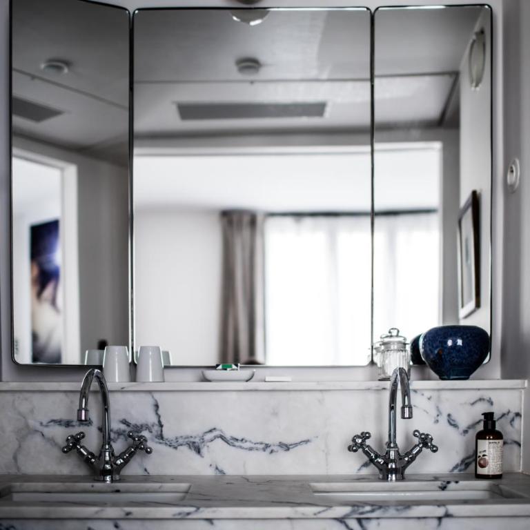 Le Pigalle, a Member of Design Hotels - Privilege Room "Pigalle 21" - 1