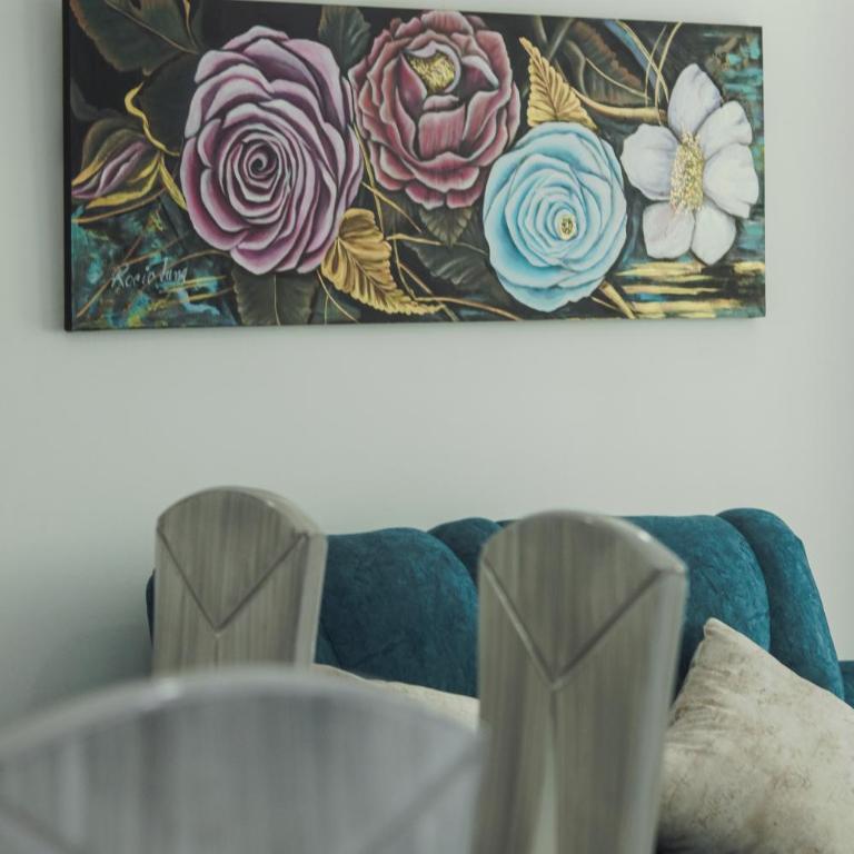 El Descanso del Sol - Three-Bedroom Apartment - 16