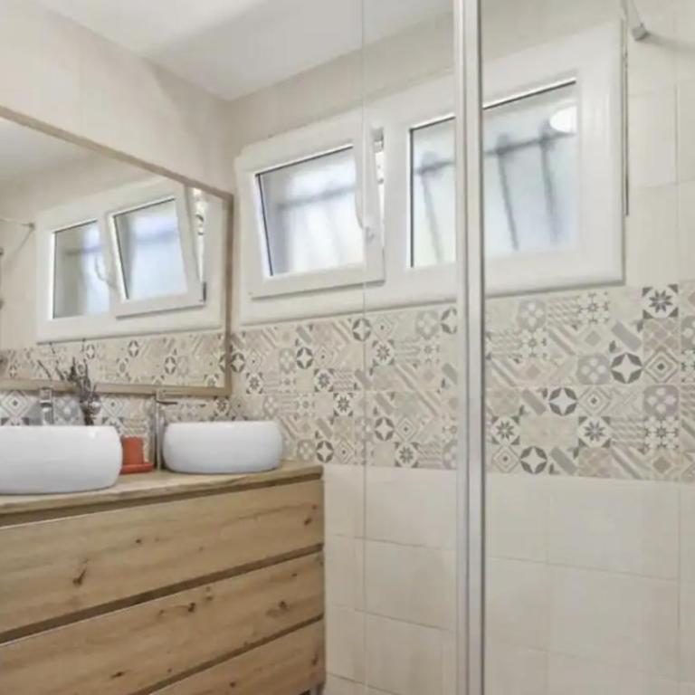 Belle villa avec piscine FRENCH RIVIERA - Quartier Tour de Mare - Maison 1 Chambre - 3