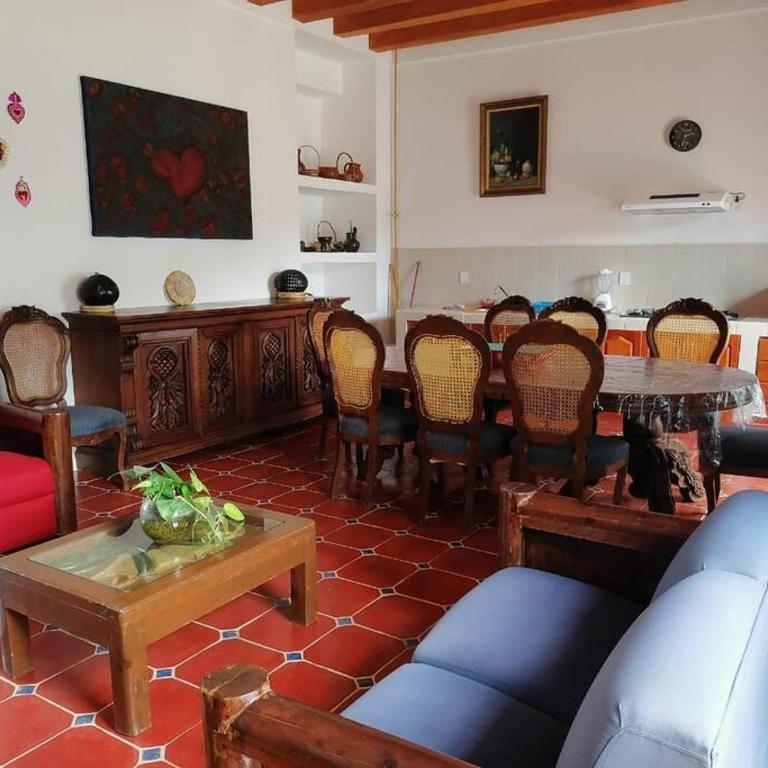 Melchor house in the historic center - Six-Bedroom House - 3
